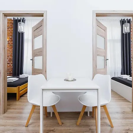 Canary Noir Ap - 2Br For 4 - Old Town
