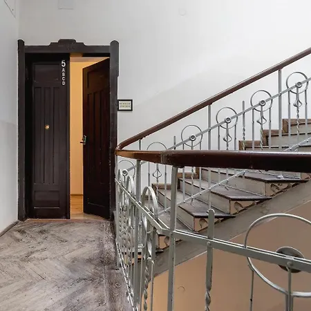 דירה Two-bedroom - Old Town